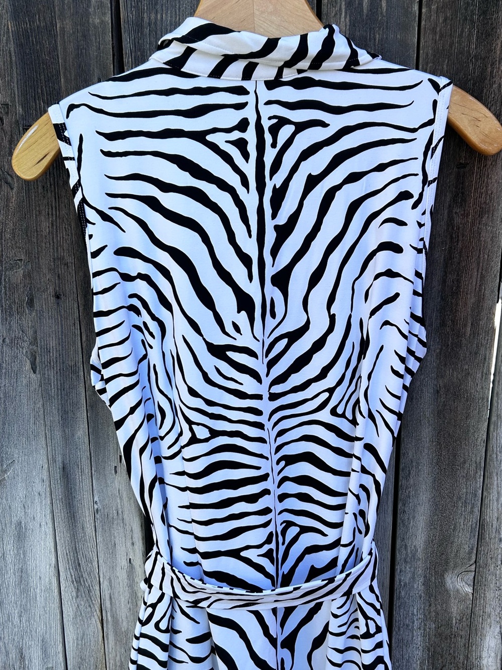NWT J. McLaughlin Dolly Sleeveless Shirt Collar Dress Zebra White Black L - Picture 11 of 16